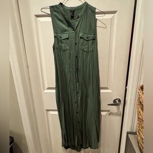 Green below the knee button-down dress